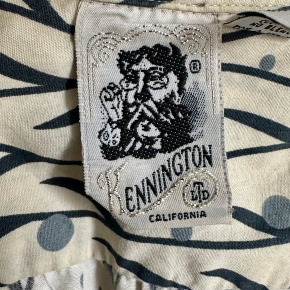 Kennington - Short Sleeve Button-Down Shirt - Large - Picture 2 of 10